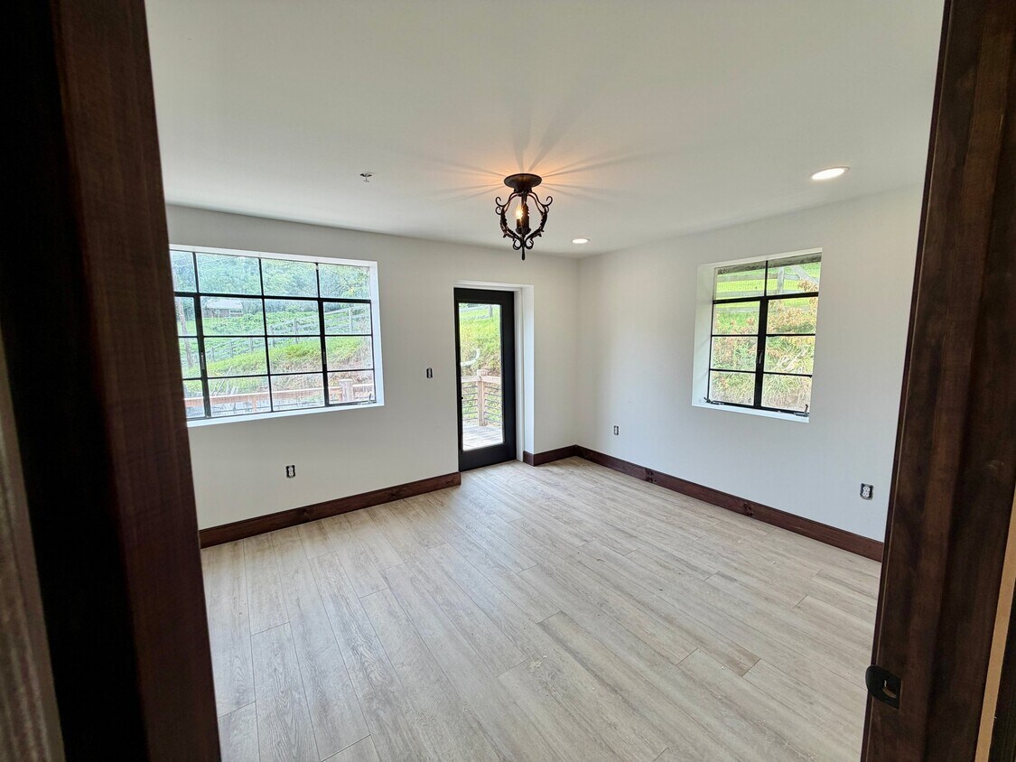Building Photo - 485 1st Ave