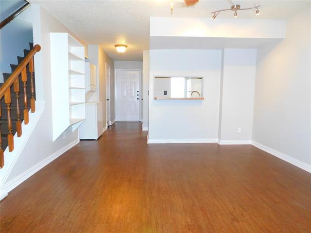 Foto del edificio - 740 W Collins St