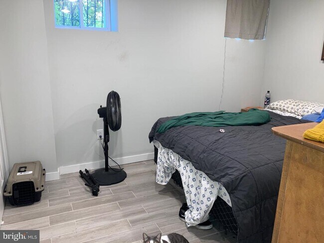 Foto del edificio - 5301 Catharine St