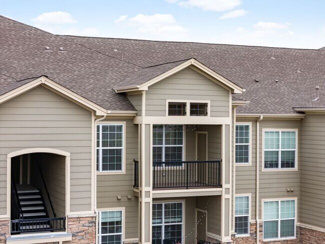 Foto del edificio - 2BR Condo w/ Fireplace, In-Unit Laundry & A/C in Parker