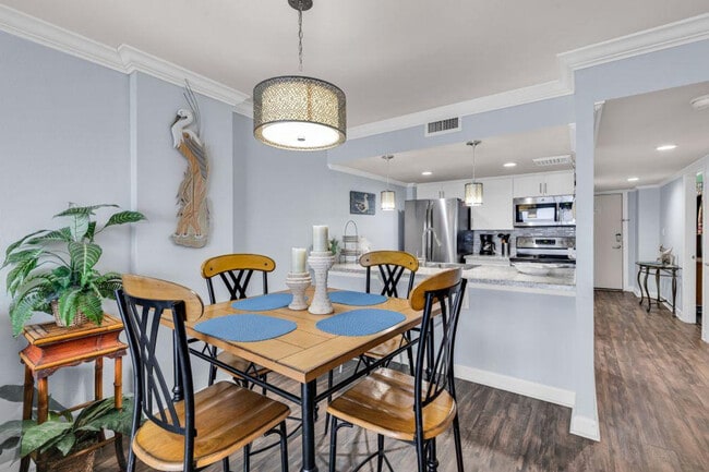 Building Photo - 2001 S Ocean Blvd