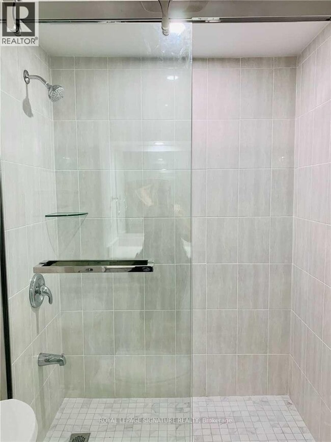 Photo du bâtiment - 23 Lynmont Rd