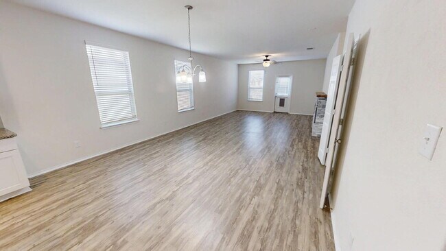 Foto del edificio - "Flexible Living and Modern Style in Growing Jarrell, TX!"