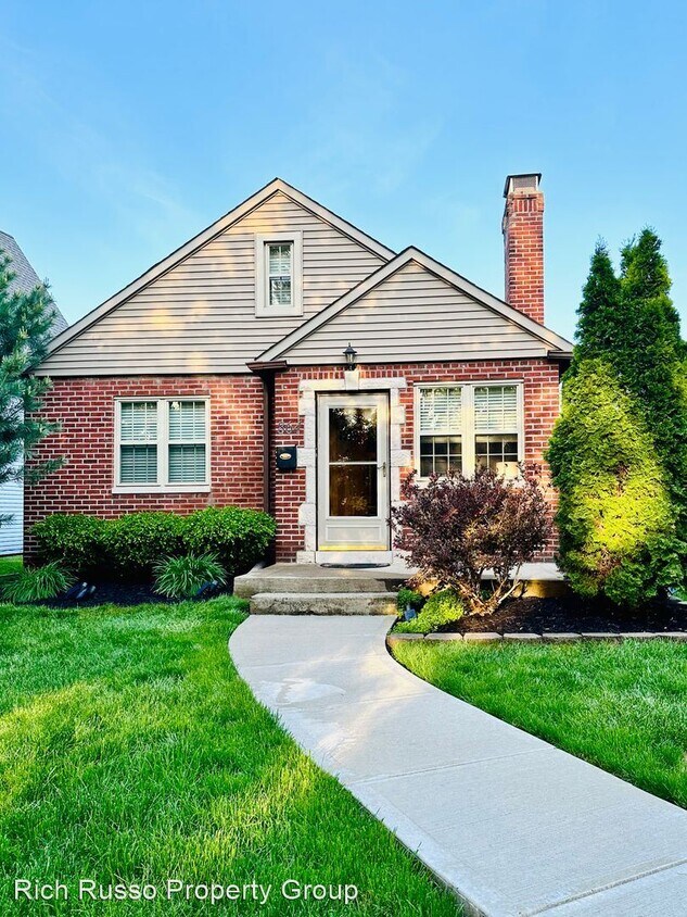 Primary Photo - 2 br, 1 bath House - 864 Vernon Road