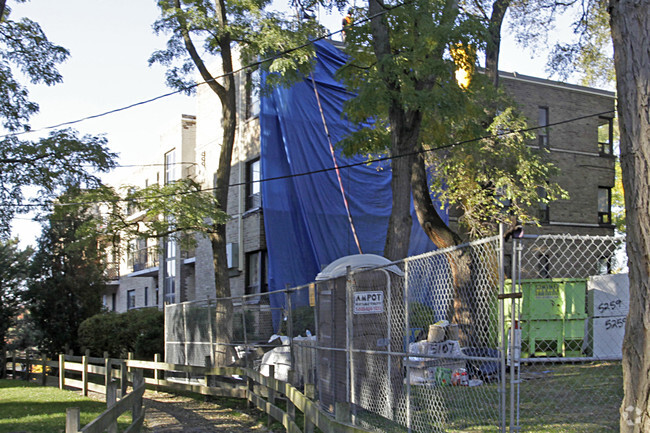 Building Photo - Crown Hill Place