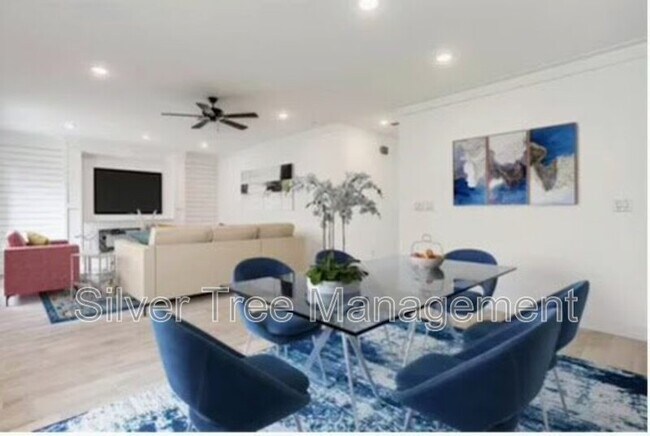 Foto del edificio - 9073 Quarry Hill Ct