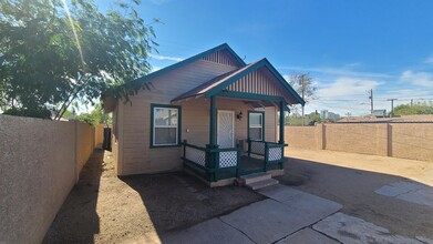 Building Photo - 1223 E Roosevelt St