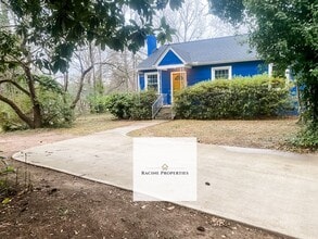 Building Photo - 206 W Lee Rd