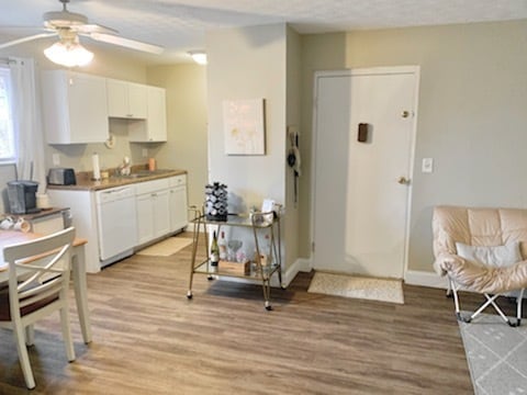 Living Room - Kitchen - 1750 Cleneay Ave