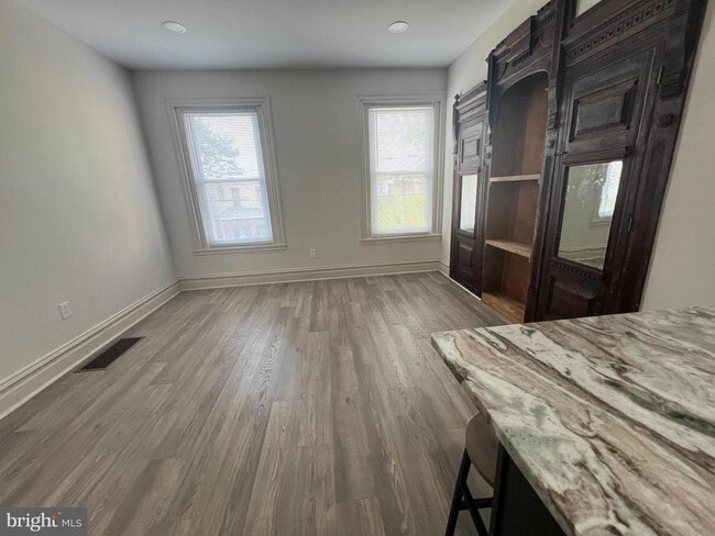 Foto del edificio - 1725 N 27th St