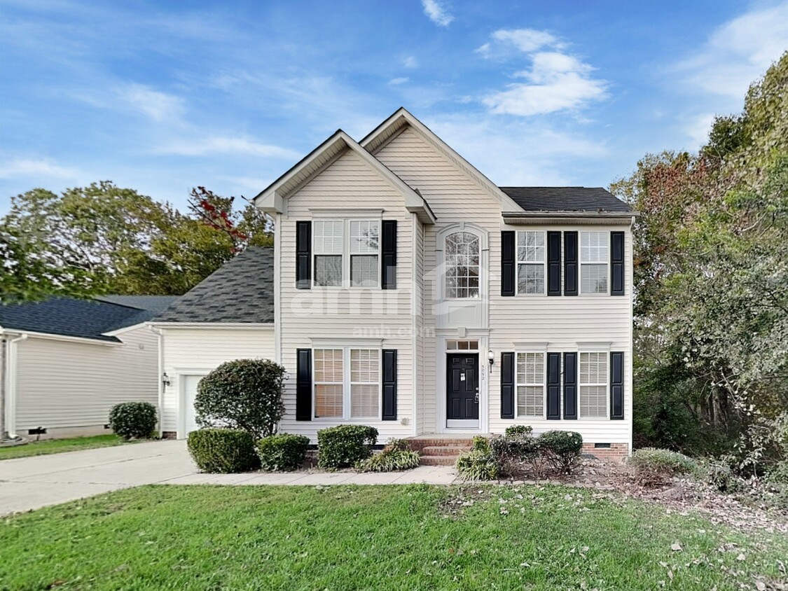 Foto principal - 5092 Sunburst Ln