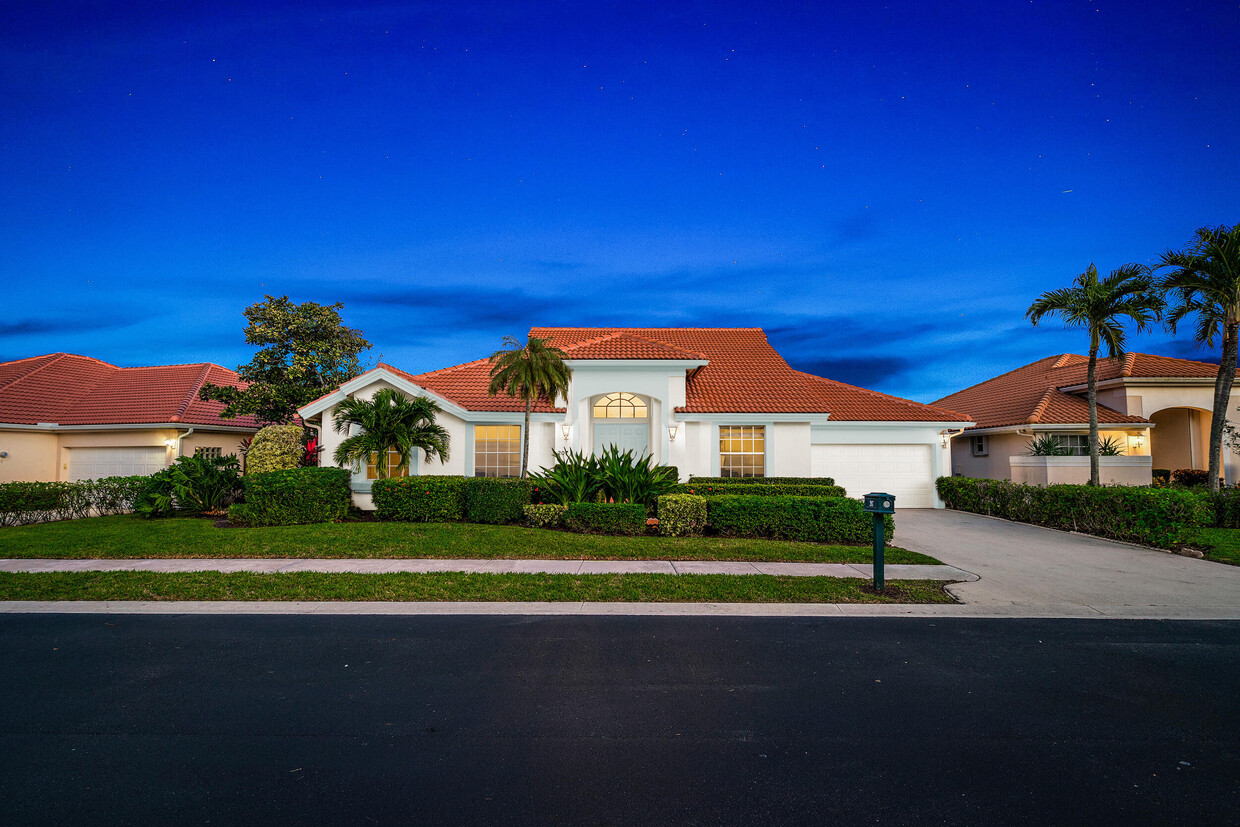 Foto principal - 207 Eagleton Estates Blvd