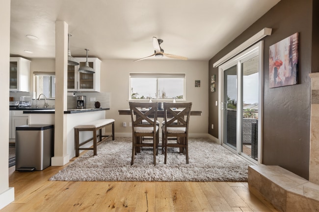 Building Photo - 317 Crocus Ct