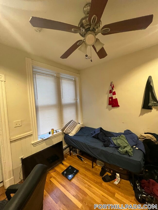 Foto del edificio - 127 Cedar St