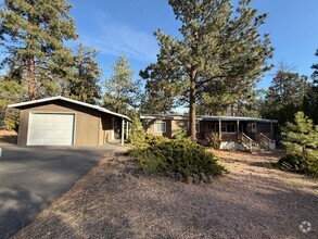 Building Photo - 60946 Lodgepole Dr