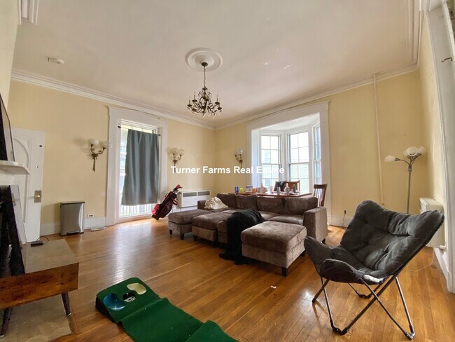 Foto del edificio - 139 Hillside St