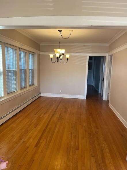 Foto del edificio - 5106 W Sunnyside Ave