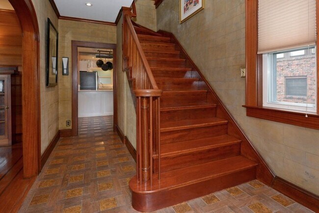 Foto del edificio - 245 Cottage Park Rd