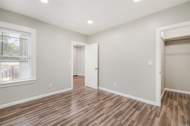 Building Photo - 42 Haab Ave