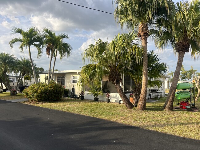 Building Photo - 149 Orange Harbor Dr