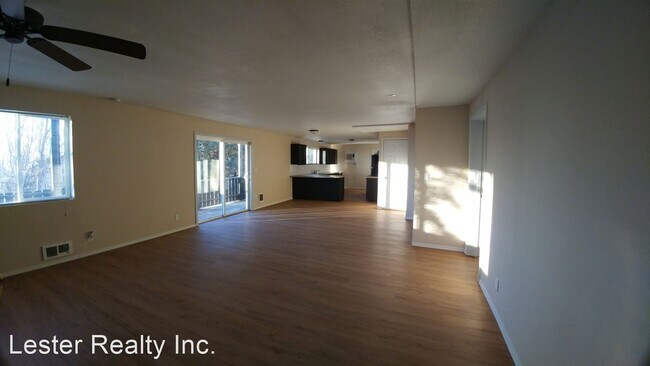Building Photo - 1752 Kimberly Dr