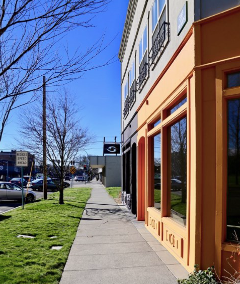 Primary Photo - 315 E Main St