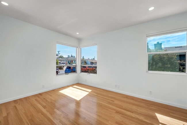 Building Photo - 8447 Kittyhawk Ave