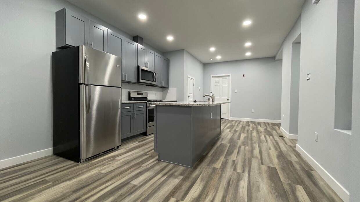 Foto principal - 7953 Burholme Ave