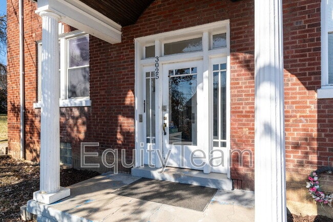 Building Photo - 3025 Gilbert Ave