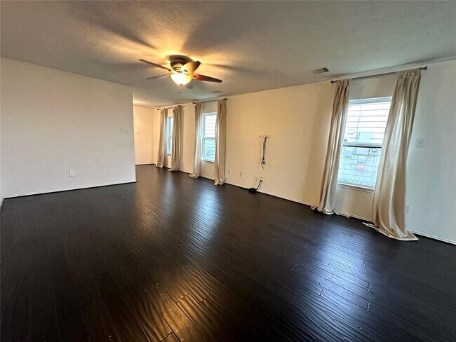 Foto del edificio - 7706 Sagemark Ridge Dr