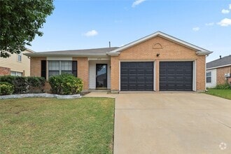 Building Photo - 6718 Ambercrest Dr