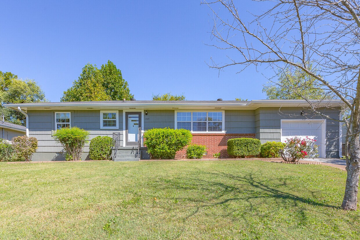1705 Albert Ln, Hixson, TN 37343 House for Rent in Hixson, TN