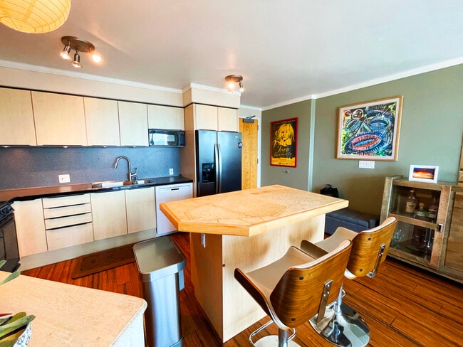 Foto del edificio - 801 S King St