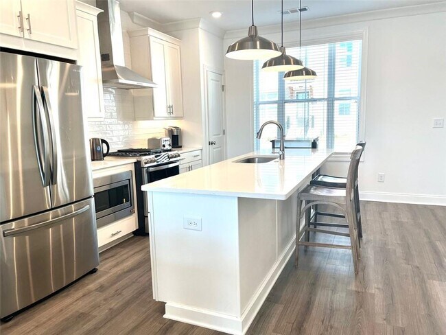 Building Photo - 3235 Bartee Walk