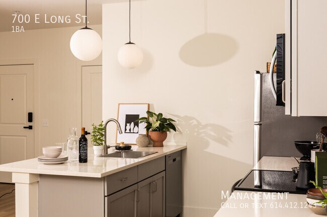 Foto del edificio - 700 E Long St