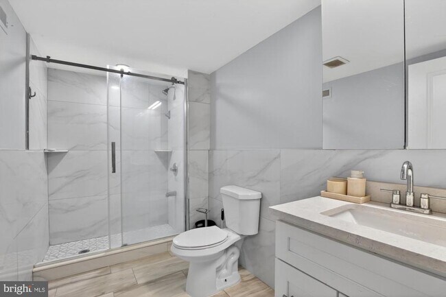 Foto del edificio - 523 N 11th St