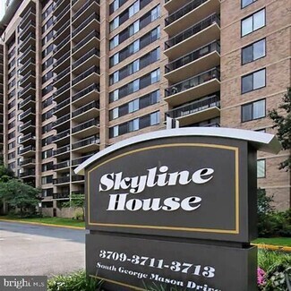 Building Photo - 3713 S George Mason Dr