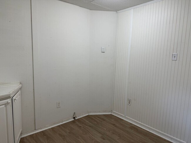 Foto del edificio - Quaint 1 BR/1 BA near downtown!