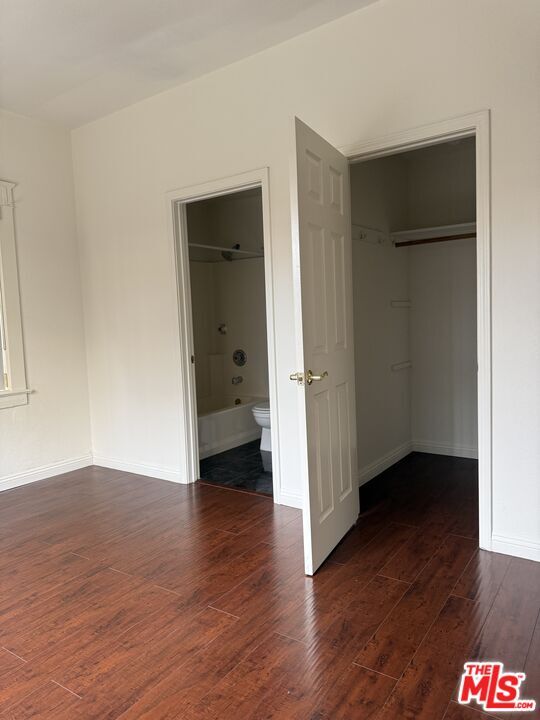 Foto del edificio - 832 S Catalina St