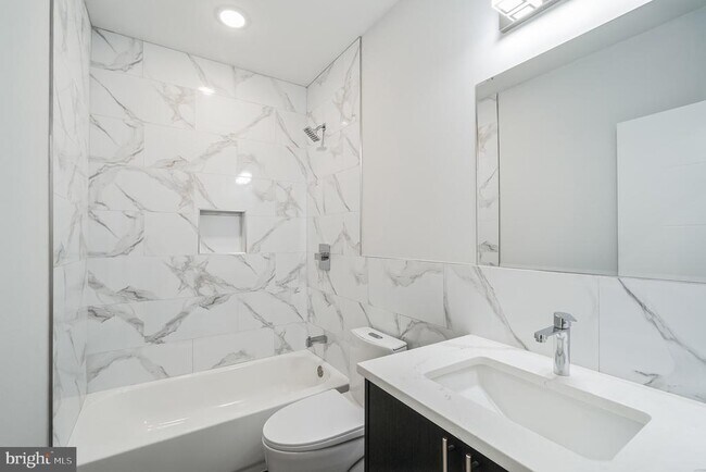 Foto del edificio - 2411 N 7th St