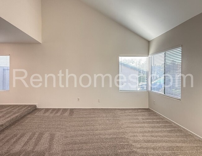 Building Photo - 13322 Thunderhead St