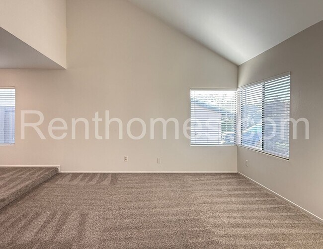 Foto del edificio - 13322 Thunderhead St