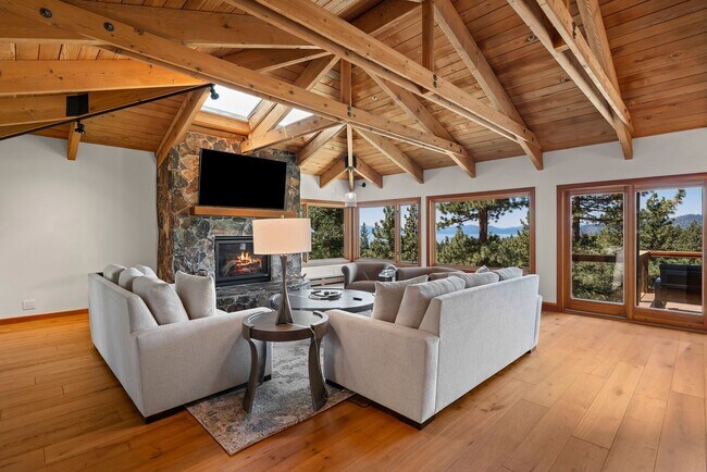 Building Photo - Eagles nest