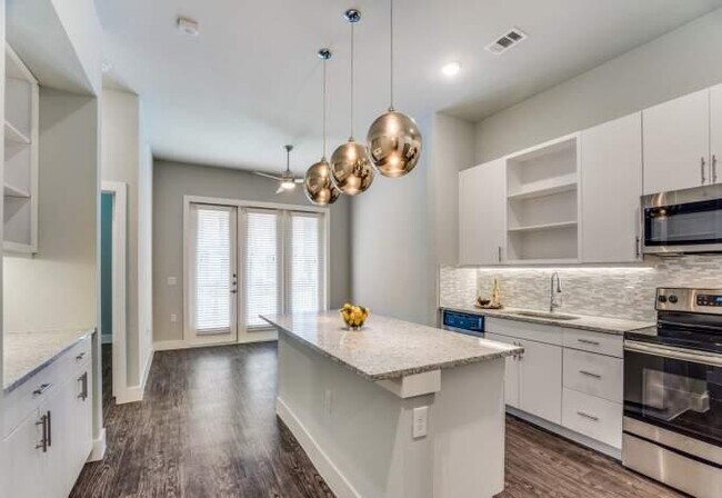 Building Photo - 3 bedroom in Coppell TX 75019