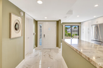 Building Photo - 15878 Loch Maree Ln