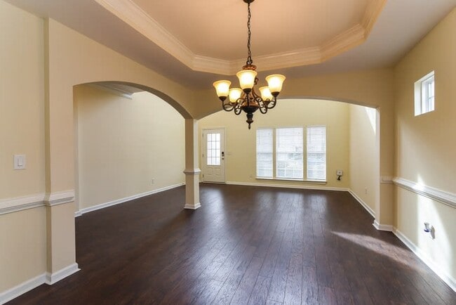 Building Photo - 1193 Scenic View Cir