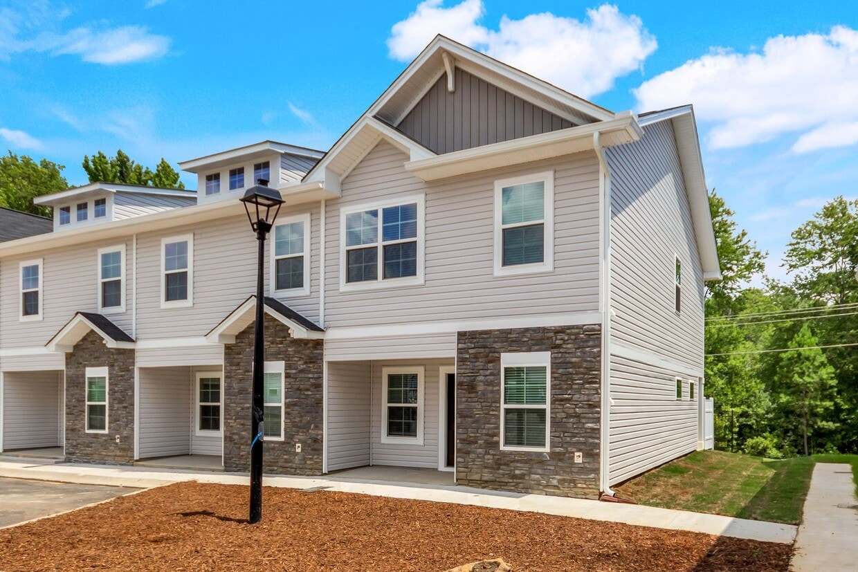 Primary Photo - 3BR Townhome, Brand New - Simpsonville
