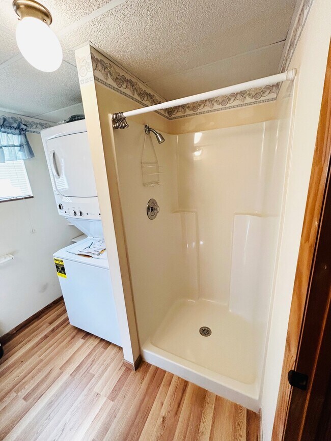 Building Photo - 1812 Pennsylvania Ave