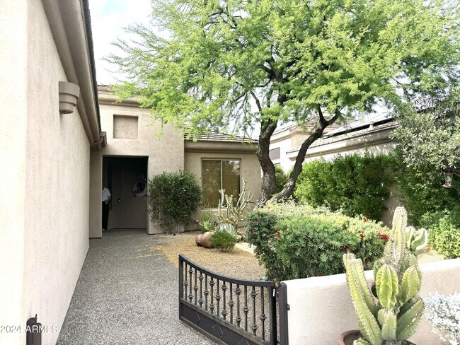 Foto del edificio - 6708 E Soaring Eagle Way