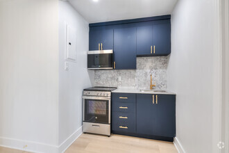 Building Photo - 1201 Av Hope